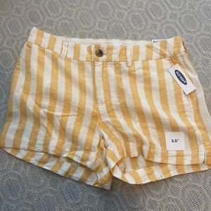 Old Navy yellow shorts